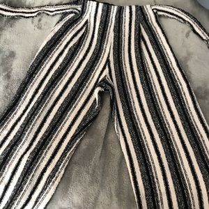 Black and white stripped flowy pants